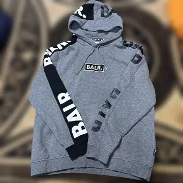 BALR. 그레이 후드티와 스웨트 팬츠 세트