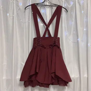 시크릿허니 버건디 크로스 스트랩 스커트