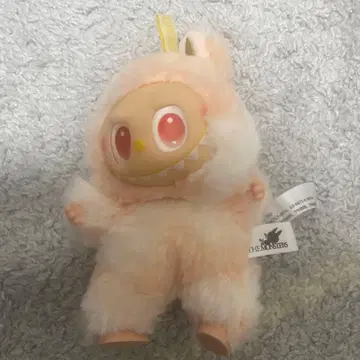 크림색 봉제 인형