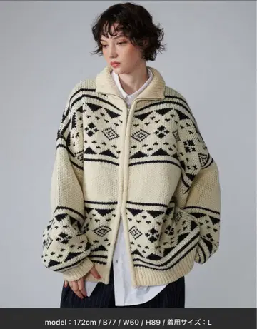 ONCILY 니트 스웨터 아이보리