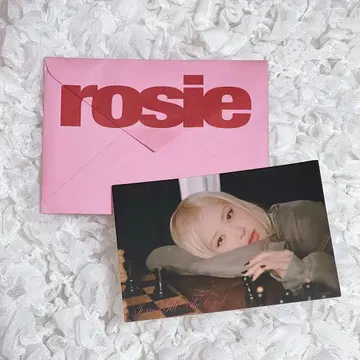 로제 팝업 사진 보드