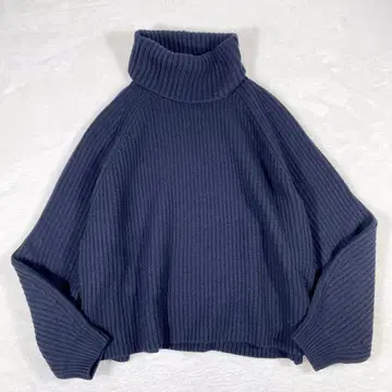 두지엠 클라세 터틀넥 퍼프 슬리브 니트 블랙