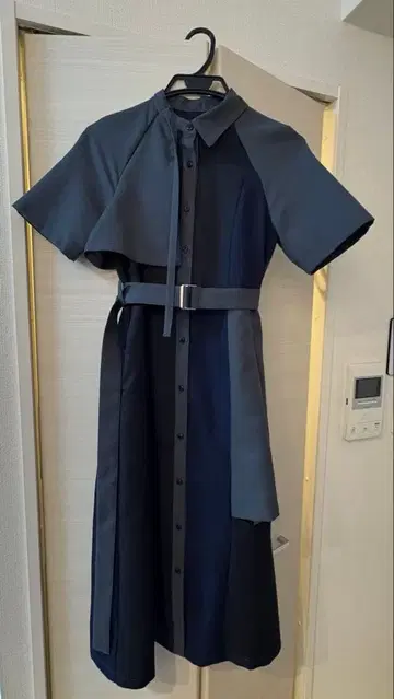 UNITED TOKYO 반팔 시어 콤비 블로킹 셔츠 원피스