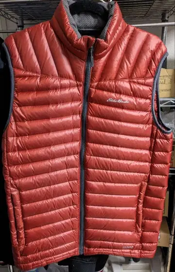 Eddie Bauer 다운 베스트 900FP