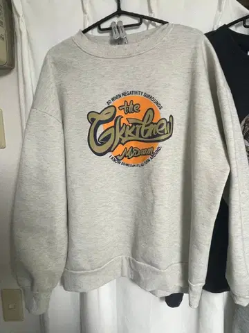 그레이 크루넥 트레이닝복