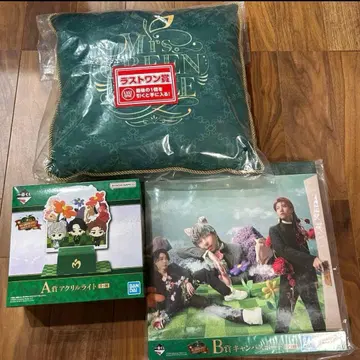 제일복권 미세스 A B 라스트원 아크릴 라이트 쿠션 캔버스