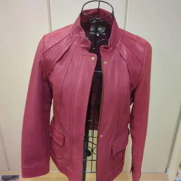 빨간색 가죽 자켓 스탠드 카라 가죽