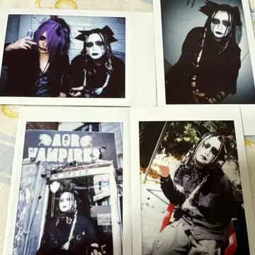 DAMNED 이치오토 폴라로이드 세트