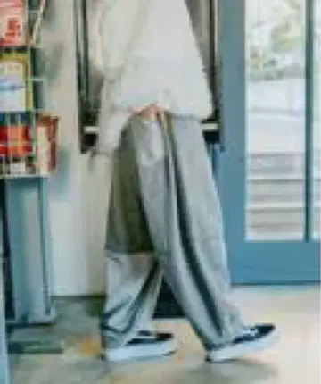 [MODE NORM CORE] 리메이크풍 데님 벌룬 팬츠