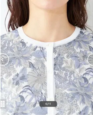 [ 미착용 새상품 ] 알파 큐빅 리버티 프린트 가디건