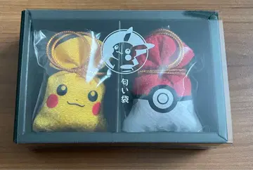 포켓몬 센터 교토 한정 피카츄 몬스터볼 향주머니