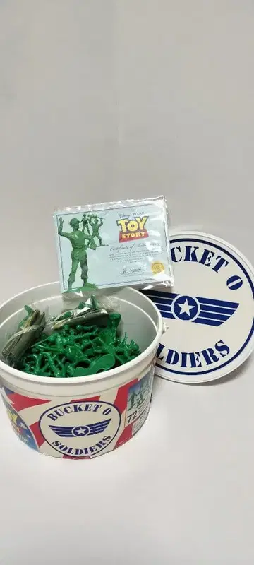 토이 스토리 버킷 오브 솔저스 타카라토미