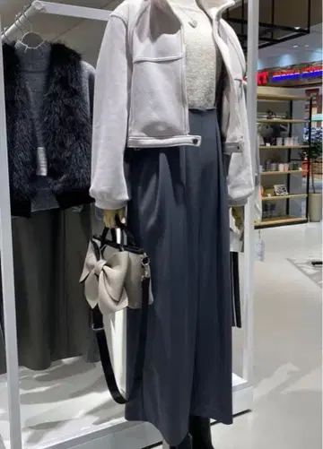 새상품 숏 기장 자켓