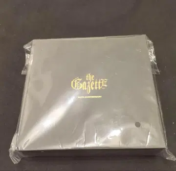the GazettE 20주년 PINS SET