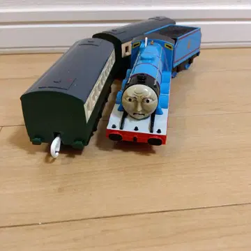 힘센 고든 토마스 프라레일