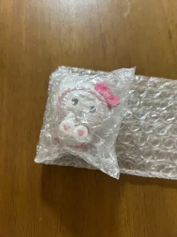 산리오 x mikko 시크릿 마스코트 헬로키티 & 무스 미코