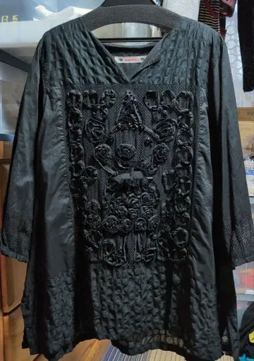 알베로베로 블랙 7부 소매 블라우스