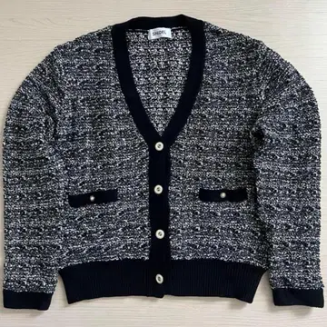 네이비 계열 V넥 니트 가디건