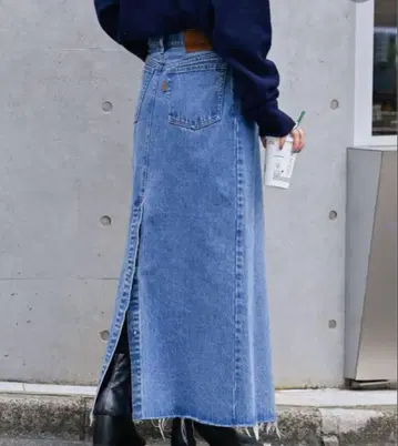 아웃도어 프로덕츠 슬릿 리 데님 스커트 38