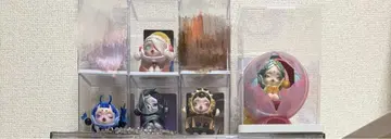 캐릭터 피규어 5개