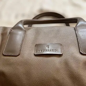 트루사르디 보스턴 백