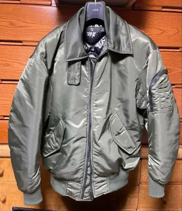 UNIQLO +J 다운 오버 사이즈 리브 블루종 올리브 그린 XS