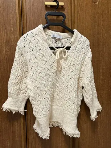 ZARA 니트