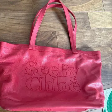 씨 바이 끌로에 레드 토트백