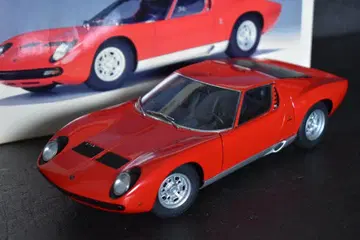 1/18 오토아트 람보르기니 미우라 SV 풀 개폐 레드