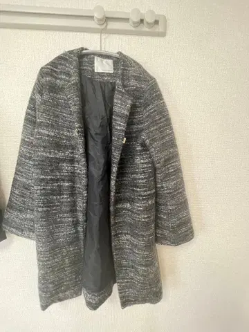 OUTCOMMON 노카라 자켓 그레이 계열