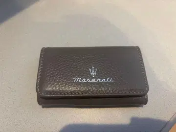 마세라티 그레이 가죽 키케이스