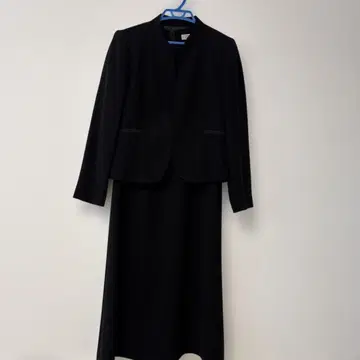 빅 사이즈 Julilien 러블리퀸 노카라 셋업 블랙