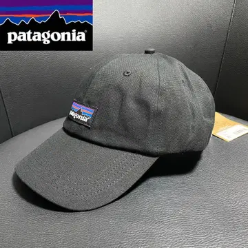 파타고니아 P-6 로고 리사이클 코튼 캡 블랙