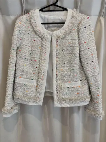 Chesty 트위드 노카라 자켓 사이즈 0