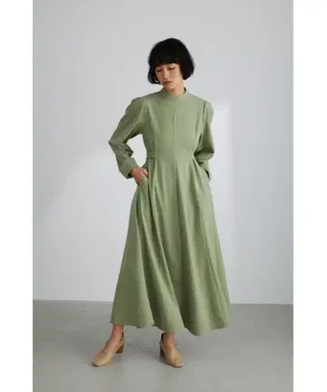 STYLEMIXER 턱 숄더 원피스 그린 긴팔