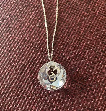 SWAROVSKI 스와로브스키 크리스탈 펜던트 목걸이