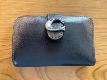 블랙 가죽 접이식 지갑