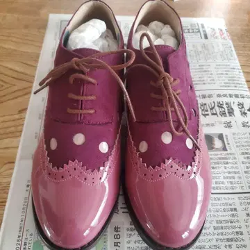 호코모모라 핑크와 보라색 도트 무늬 옥스퍼드 펌프스 24.5cm