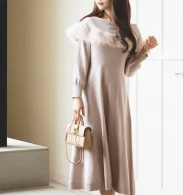 토코 클로젯 퍼 케이프 니트 원피스