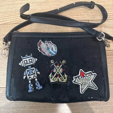 비즈 자수 블랙 숄더백