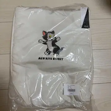 무쿠에나 Chik Disney 퍼피 토트백 White