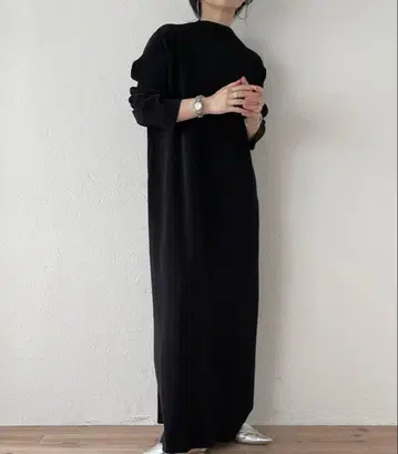 슈퍼 스트레치 플리츠 원피스 [긴팔]