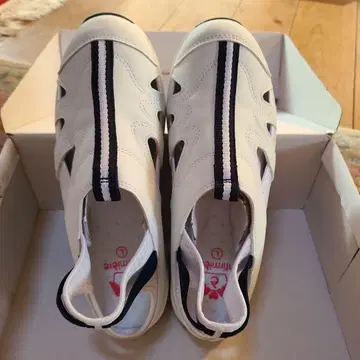 [ infirmiere ] 신발 미사용 새상품 L 사이즈 앙팡미에