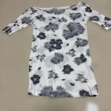 Edition 꽃무늬 오부 소매 티셔츠 F