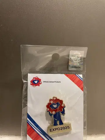 EXPO2025 미야쿠미야쿠 핀 배지 전신 새상품 간사이 만박 레어