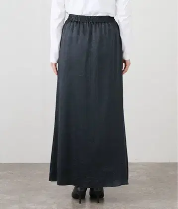 [ 택 포함 새상품 ] 저널 스탠다드 새틴 스커트