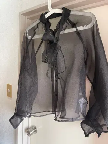 시스루 블랙 셔츠 리본 포함