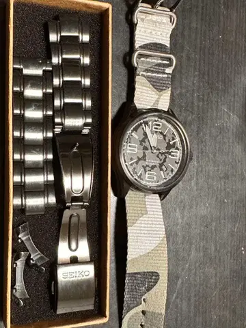 SEIKO 5 나노 유니버스