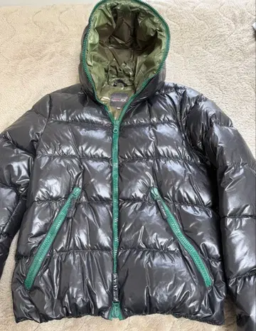 DUVETICA 다운 자켓 48 블랙/그린