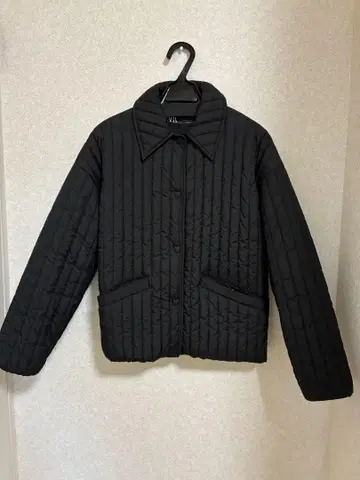 Zara 하트 버튼 퍼프 자켓